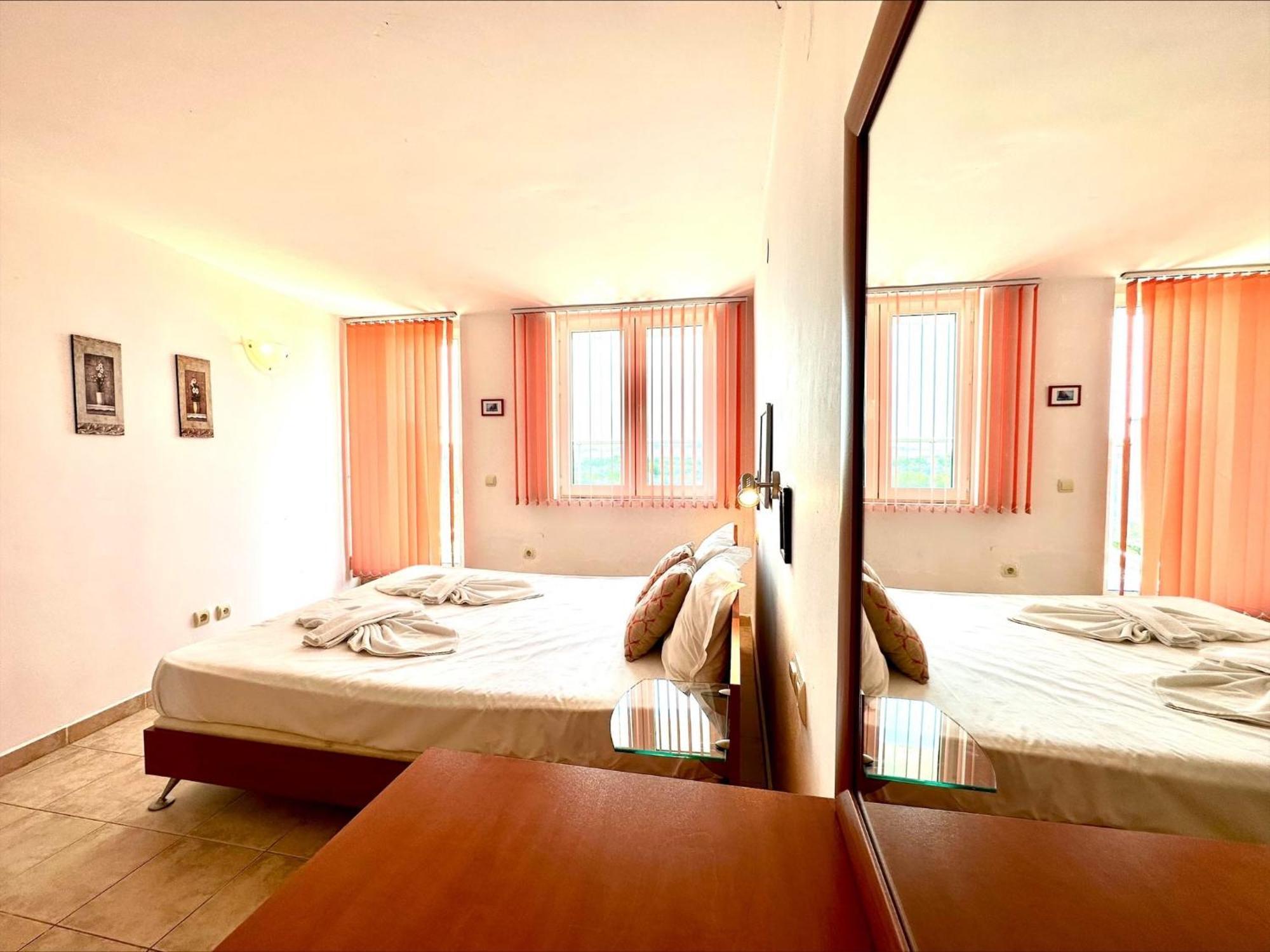 Julia Family - Menada Apartments Slantchev Briag Extérieur photo